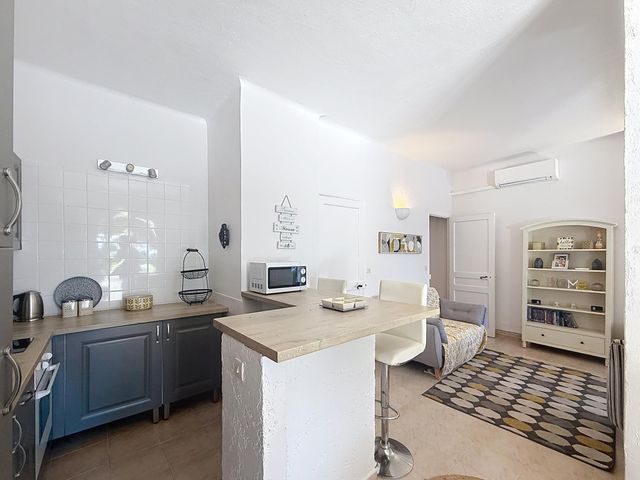 Maison &agrave; vendre - 20 pi&egrave;ces - 360 m2 - La Croix Valmer - 83 - PROVENCE-ALPES-COTE-D-AZUR