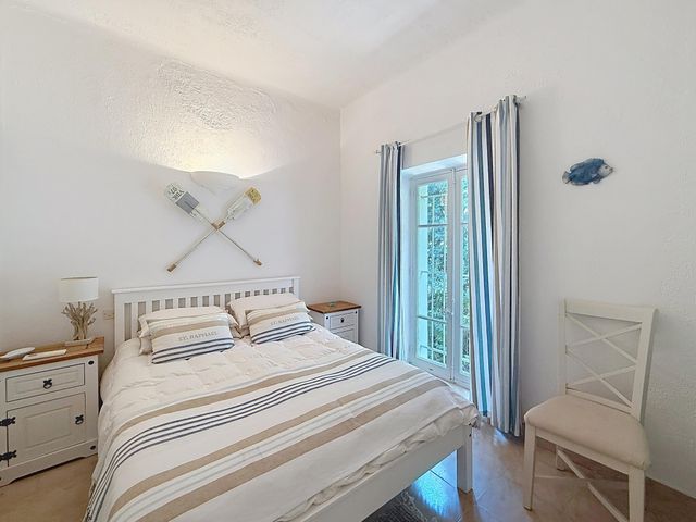 Maison &agrave; vendre - 20 pi&egrave;ces - 360 m2 - La Croix Valmer - 83 - PROVENCE-ALPES-COTE-D-AZUR