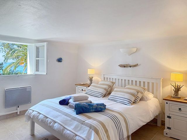 Maison &agrave; vendre - 20 pi&egrave;ces - 360 m2 - La Croix Valmer - 83 - PROVENCE-ALPES-COTE-D-AZUR