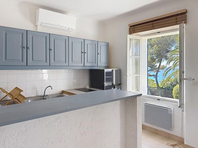 Maison &agrave; vendre - 20 pi&egrave;ces - 360 m2 - La Croix Valmer - 83 - PROVENCE-ALPES-COTE-D-AZUR