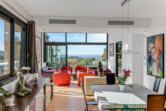 Maison &agrave; vendre - 10 pi&egrave;ces - 330 m2 - La Croix Valmer - 83 - PROVENCE-ALPES-COTE-D-AZUR