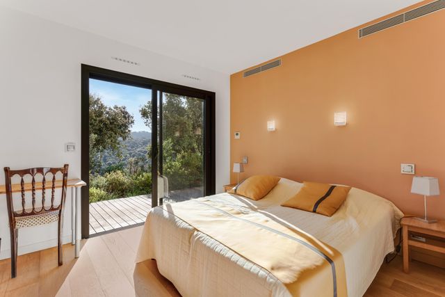 Maison &agrave; vendre - 10 pi&egrave;ces - 330 m2 - La Croix Valmer - 83 - PROVENCE-ALPES-COTE-D-AZUR