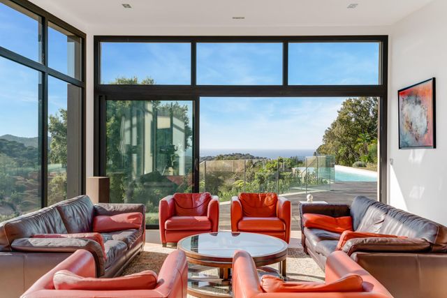 Maison &agrave; vendre - 10 pi&egrave;ces - 330 m2 - La Croix Valmer - 83 - PROVENCE-ALPES-COTE-D-AZUR