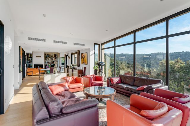 Maison &agrave; vendre - 10 pi&egrave;ces - 330 m2 - La Croix Valmer - 83 - PROVENCE-ALPES-COTE-D-AZUR