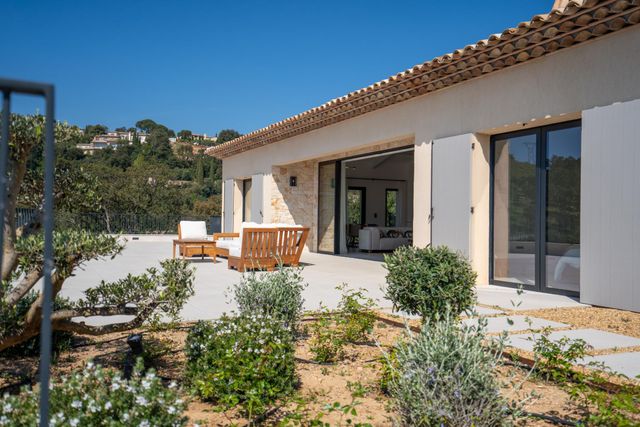Maison &agrave; vendre - 7 pi&egrave;ces - 320 m2 - Grimaud - 83 - PROVENCE-ALPES-COTE-D-AZUR
