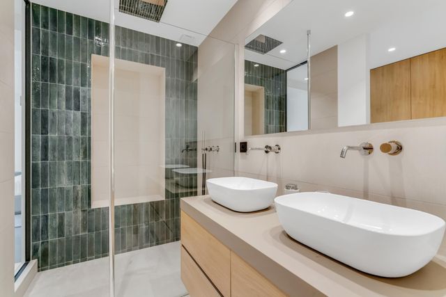 Maison &agrave; vendre - 7 pi&egrave;ces - 320 m2 - Grimaud - 83 - PROVENCE-ALPES-COTE-D-AZUR
