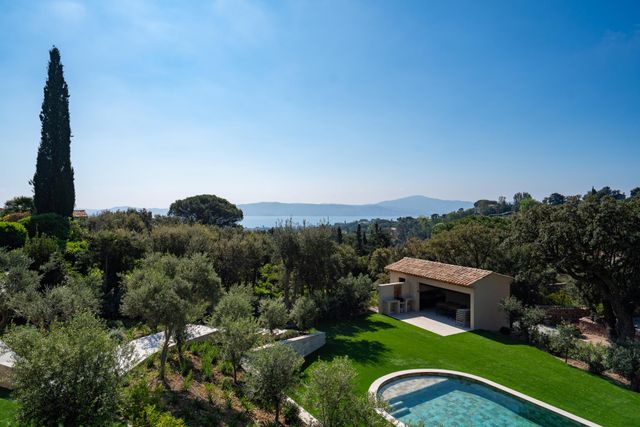 Maison &agrave; vendre - 7 pi&egrave;ces - 320 m2 - Grimaud - 83 - PROVENCE-ALPES-COTE-D-AZUR