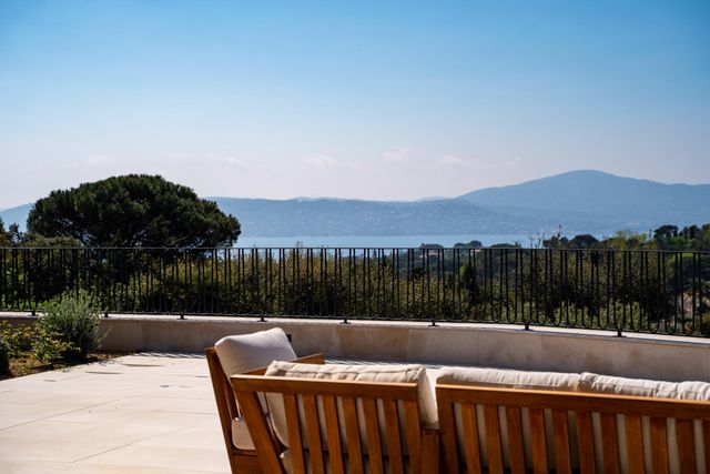 Maison &agrave; vendre - 7 pi&egrave;ces - 320 m2 - Grimaud - 83 - PROVENCE-ALPES-COTE-D-AZUR