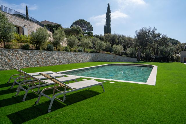 Maison &agrave; vendre - 7 pi&egrave;ces - 320 m2 - Grimaud - 83 - PROVENCE-ALPES-COTE-D-AZUR