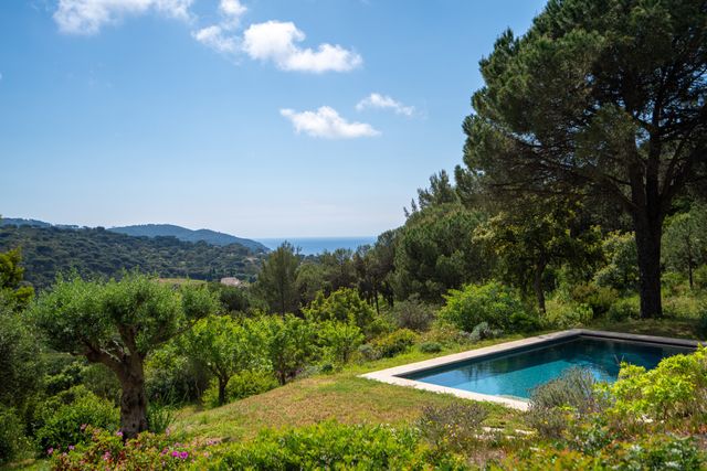 Maison &agrave; vendre - 7 pi&egrave;ces - 300 m2 - La Croix Valmer - 83 - PROVENCE-ALPES-COTE-D-AZUR