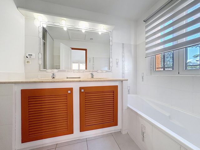 Maison &agrave; vendre - 6 pi&egrave;ces - 113 m2 - Cavalaire Sur Mer - 83 - PROVENCE-ALPES-COTE-D-AZUR