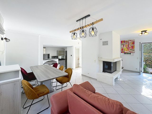 Maison &agrave; vendre - 6 pi&egrave;ces - 113 m2 - Cavalaire Sur Mer - 83 - PROVENCE-ALPES-COTE-D-AZUR