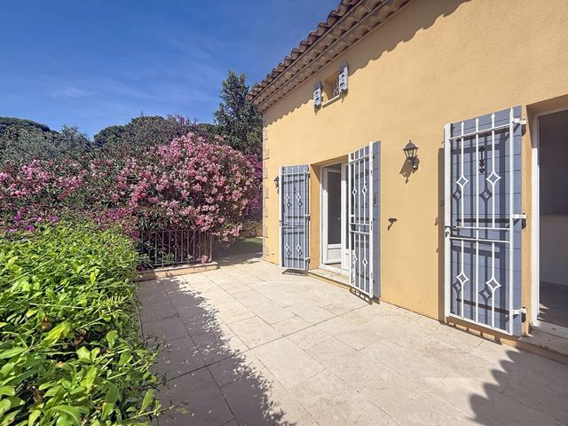 Maison &agrave; vendre - 6 pi&egrave;ces - 160 m2 - La Croix Valmer - 83 - PROVENCE-ALPES-COTE-D-AZUR