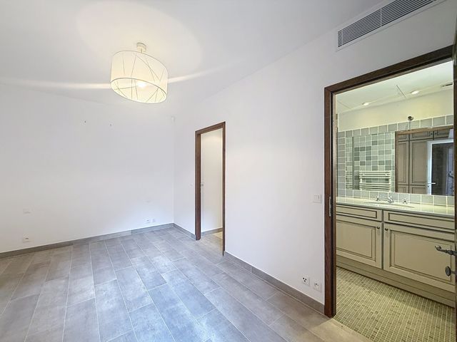 Maison &agrave; vendre - 6 pi&egrave;ces - 160 m2 - La Croix Valmer - 83 - PROVENCE-ALPES-COTE-D-AZUR