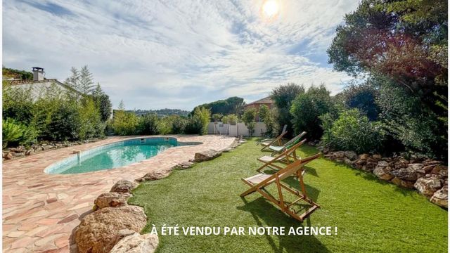Maison 6 pièces 151 m² · à Cavalaire-sur-Mer · 151 m² · 1 050 000 €