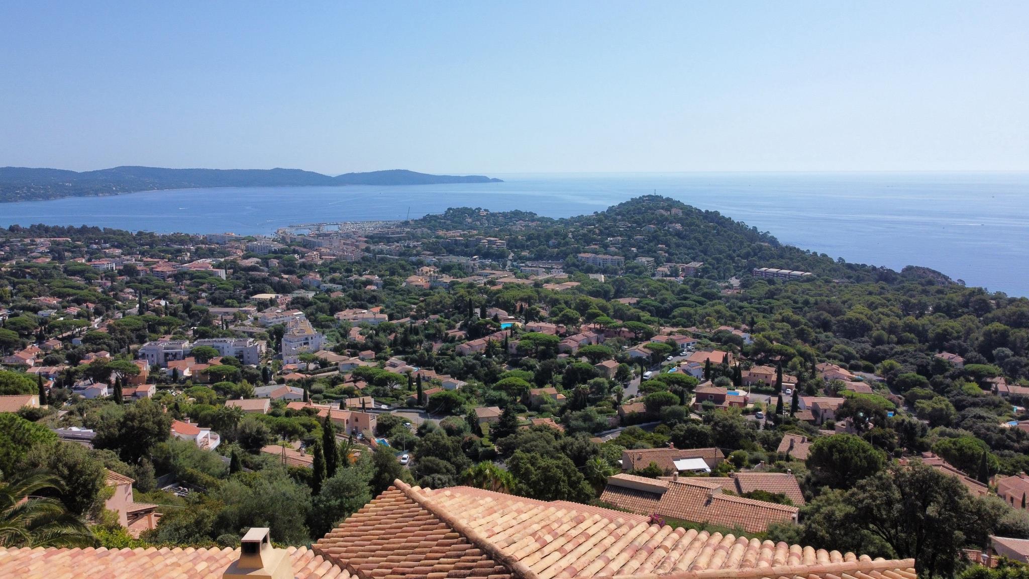 maison  - CAVALAIRE SUR MER- 83