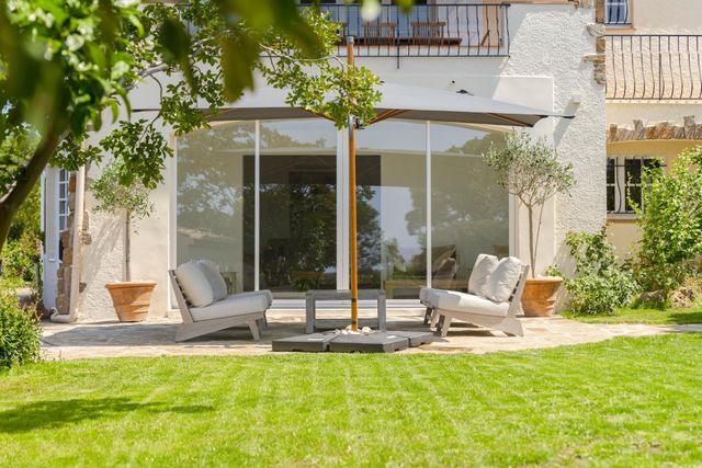Maison &agrave; vendre - 8 pi&egrave;ces - 225 m2 - La Croix Valmer - 83 - PROVENCE-ALPES-COTE-D-AZUR