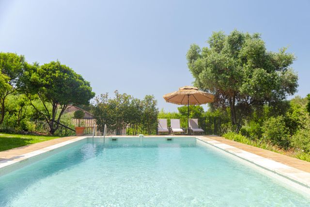 Maison &agrave; vendre - 8 pi&egrave;ces - 225 m2 - La Croix Valmer - 83 - PROVENCE-ALPES-COTE-D-AZUR