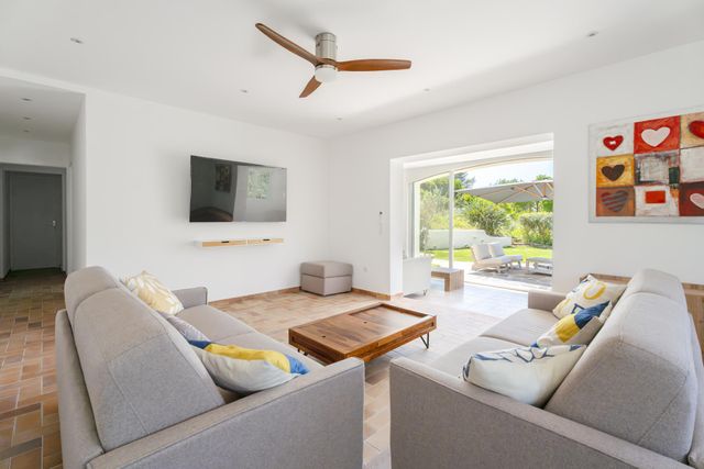 Maison &agrave; vendre - 8 pi&egrave;ces - 225 m2 - La Croix Valmer - 83 - PROVENCE-ALPES-COTE-D-AZUR