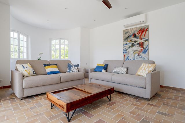 Maison &agrave; vendre - 8 pi&egrave;ces - 225 m2 - La Croix Valmer - 83 - PROVENCE-ALPES-COTE-D-AZUR