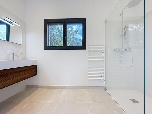 Maison &agrave; vendre - 7 pi&egrave;ces - 250 m2 - La Croix Valmer - 83 - PROVENCE-ALPES-COTE-D-AZUR