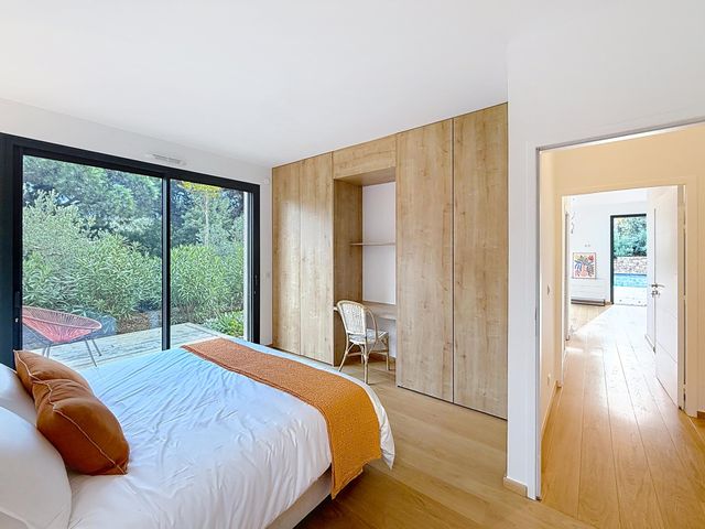 Maison &agrave; vendre - 7 pi&egrave;ces - 250 m2 - La Croix Valmer - 83 - PROVENCE-ALPES-COTE-D-AZUR