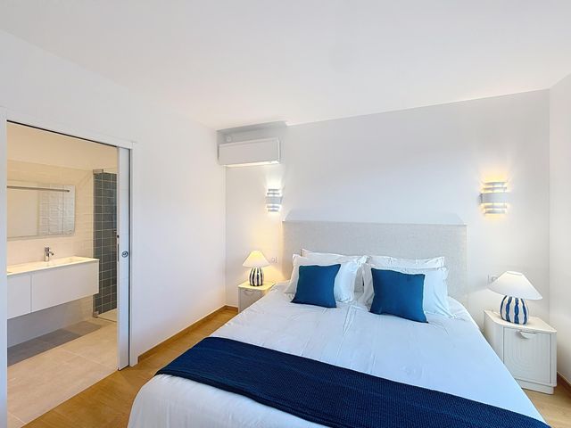 Maison &agrave; vendre - 7 pi&egrave;ces - 250 m2 - La Croix Valmer - 83 - PROVENCE-ALPES-COTE-D-AZUR