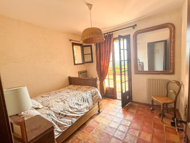 Maison à vendre - 5 pièces - 140 m2 - Cavalaire Sur Mer - 83 - PROVENCE-ALPES-COTE-D-AZUR