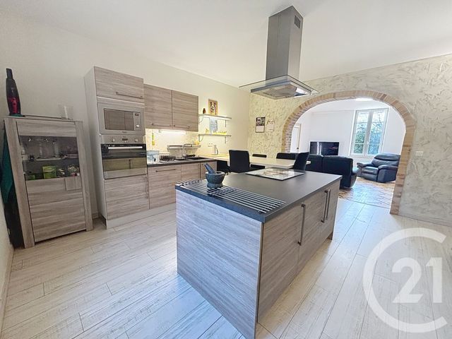 Maison &agrave; vendre - 6 pi&egrave;ces - 161 m2 - Montpon Menesterol - 24 - AQUITAINE