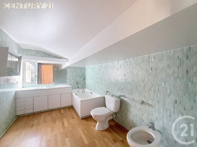 Maison &agrave; vendre - 4 pi&egrave;ces - 140 m2 - Montpon Menesterol - 24 - AQUITAINE