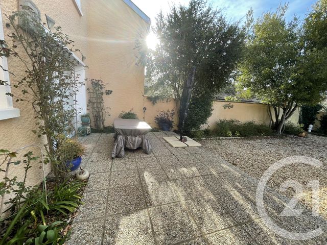 Maison à vendre - 4 pièces - 140 m2 - Montpon Menesterol - 24 - AQUITAINE
