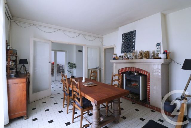 Maison &agrave; vendre - 9 pi&egrave;ces - 275 m2 - Montpon Menesterol - 24 - AQUITAINE