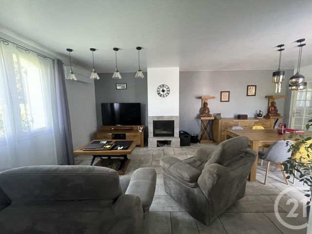 Maison &agrave; vendre - 5 pi&egrave;ces - 145,99 m2 - Montpon Menesterol - 24 - AQUITAINE