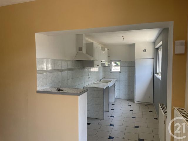 Maison à louer - 3 pièces - 77 m2 - Montpon Menesterol - 24 - AQUITAINE