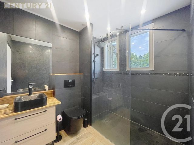 Maison à vendre - 4 pièces - 130,90 m2 - Montpon Menesterol - 24 - AQUITAINE