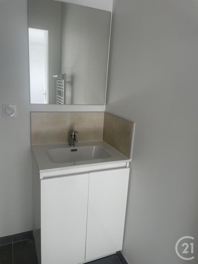Appartement Studio à louer - 1 pièce - 19,60 m2 - Montpon Menesterol - 24 - AQUITAINE