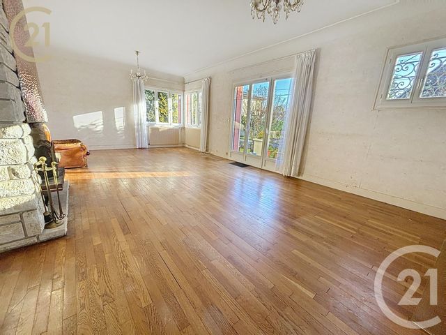 Maison &agrave; vendre - 6 pi&egrave;ces - 134 m2 - Montpon Menesterol - 24 - AQUITAINE