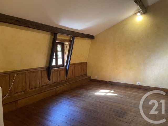 Maison à louer - 5 pièces - 236 m2 - Mussidan - 24 - AQUITAINE