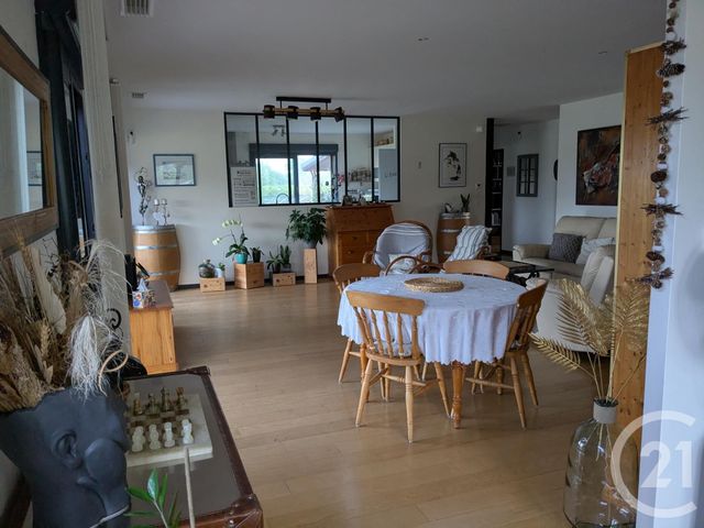 Maison &agrave; vendre - 4 pi&egrave;ces - 139 m2 - Montpon Menesterol - 24 - AQUITAINE