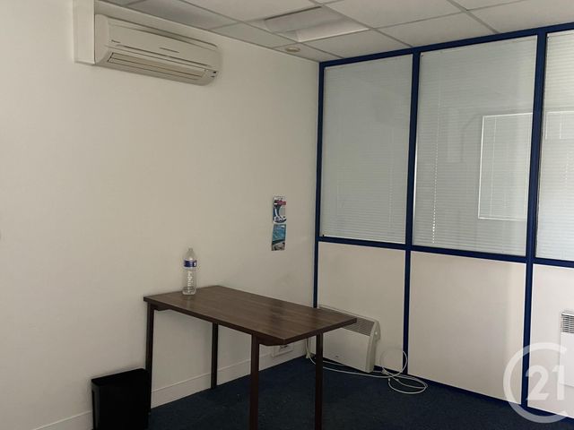 Appartement &agrave; louer - 6 pi&egrave;ces - 90 m2 - Montpon Menesterol - 24 - AQUITAINE