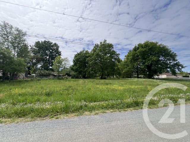 terrain - MONTPON MENESTEROL - 24