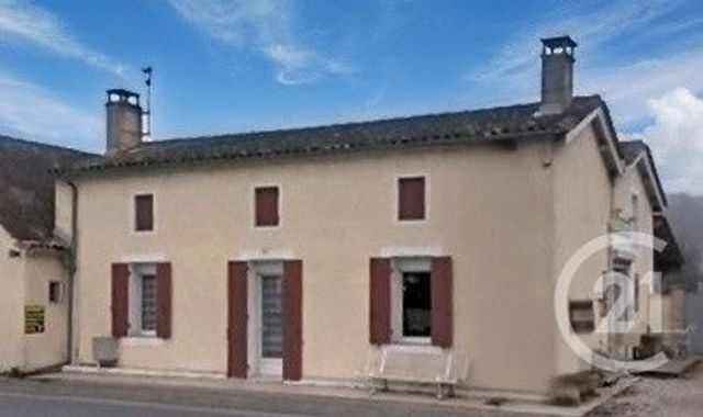 Maison &agrave; vendre - 6 pi&egrave;ces - 206 m2 - Montpon Menesterol - 24 - AQUITAINE
