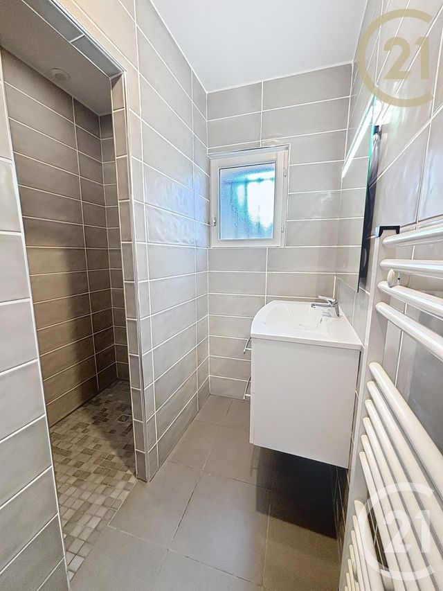 Maison à vendre - 4 pièces - 85 m2 - Montpon Menesterol - 24 - AQUITAINE