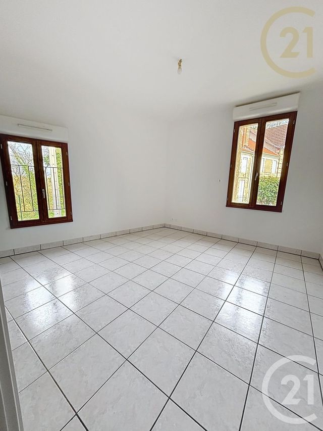 Maison à vendre - 4 pièces - 85 m2 - Montpon Menesterol - 24 - AQUITAINE
