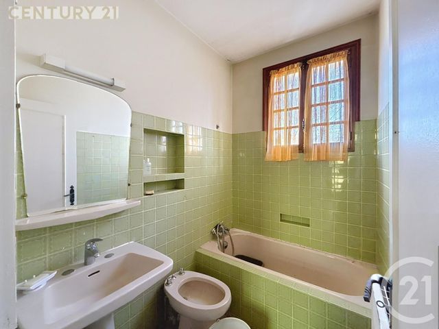 Maison à vendre - 6 pièces - 124,80 m2 - Montpon Menesterol - 24 - AQUITAINE