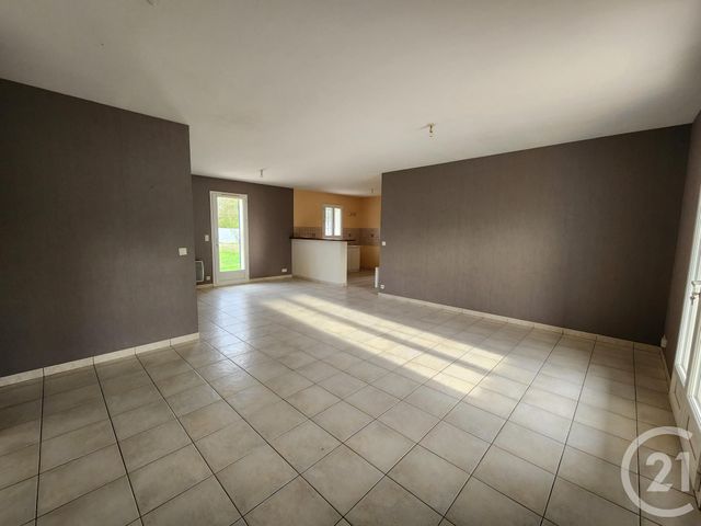 Maison &agrave; louer - 4 pi&egrave;ces - 80 m2 - Montpon Menesterol - 24 - AQUITAINE