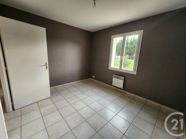 Maison &agrave; louer - 4 pi&egrave;ces - 80 m2 - Montpon Menesterol - 24 - AQUITAINE