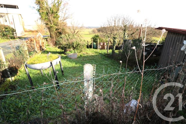 Maison &agrave; vendre - 3 pi&egrave;ces - 71 m2 - Montpon Menesterol - 24 - AQUITAINE