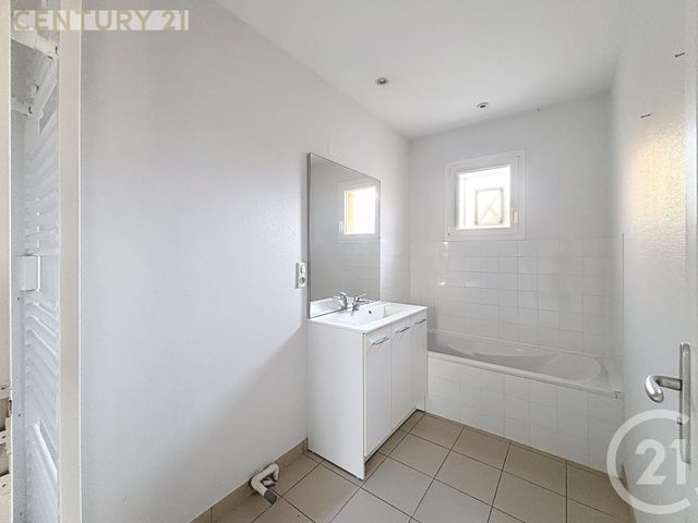 Maison &agrave; vendre - 4 pi&egrave;ces - 99 m2 - Montpon Menesterol - 24 - AQUITAINE