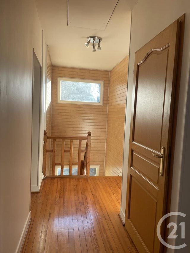 Maison &agrave; louer - 5 pi&egrave;ces - 140 m2 - Montpon Menesterol - 24 - AQUITAINE